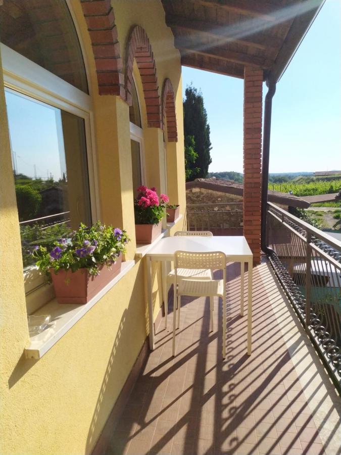 La Casetta In Collina Валеджо-суль-Минчо Экстерьер фото